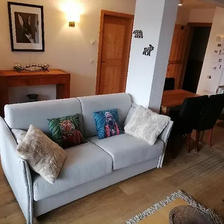 Le Refuge Des Portes Du Mont Blanc Apartment *
